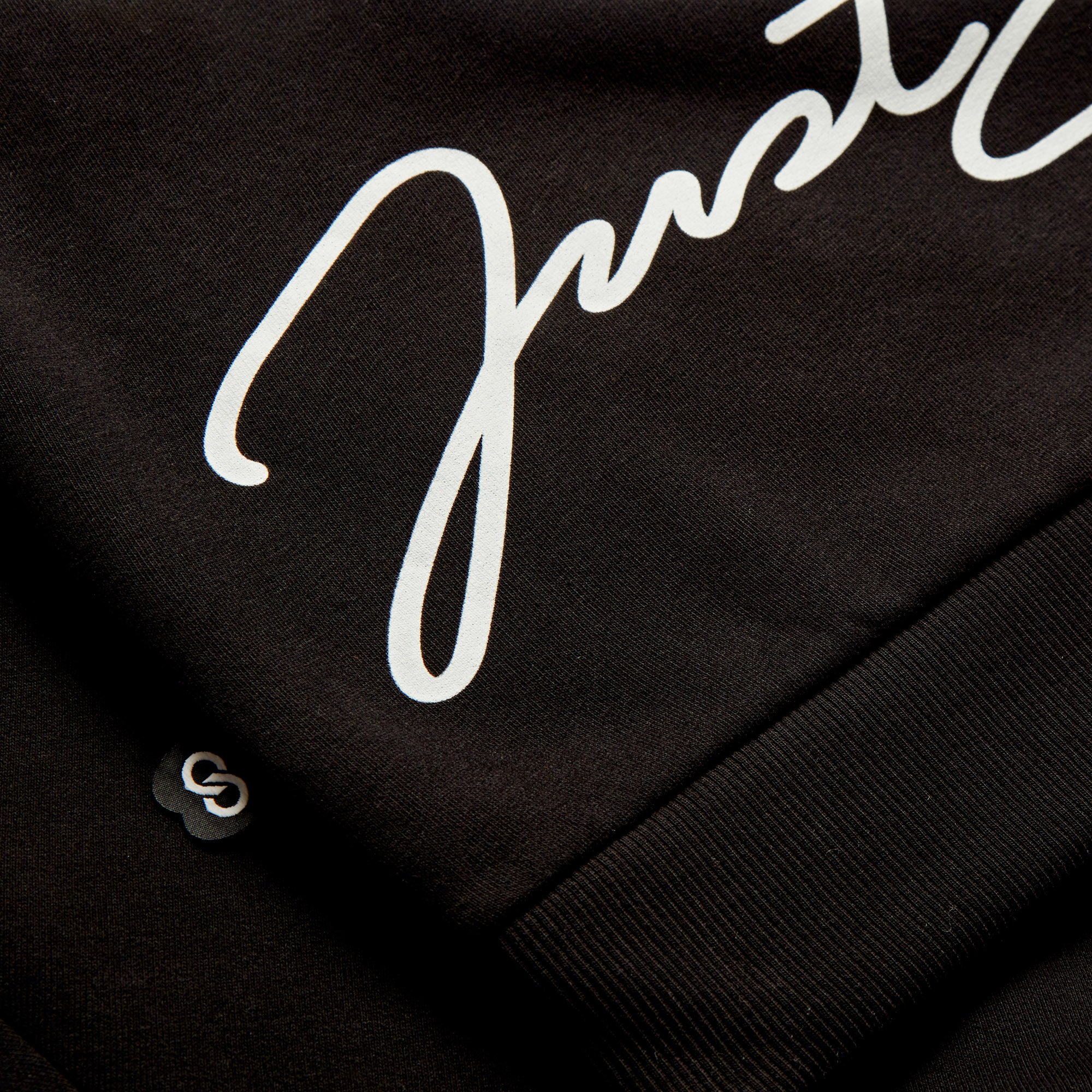 black-boyfriend-hoodie-detail-back
