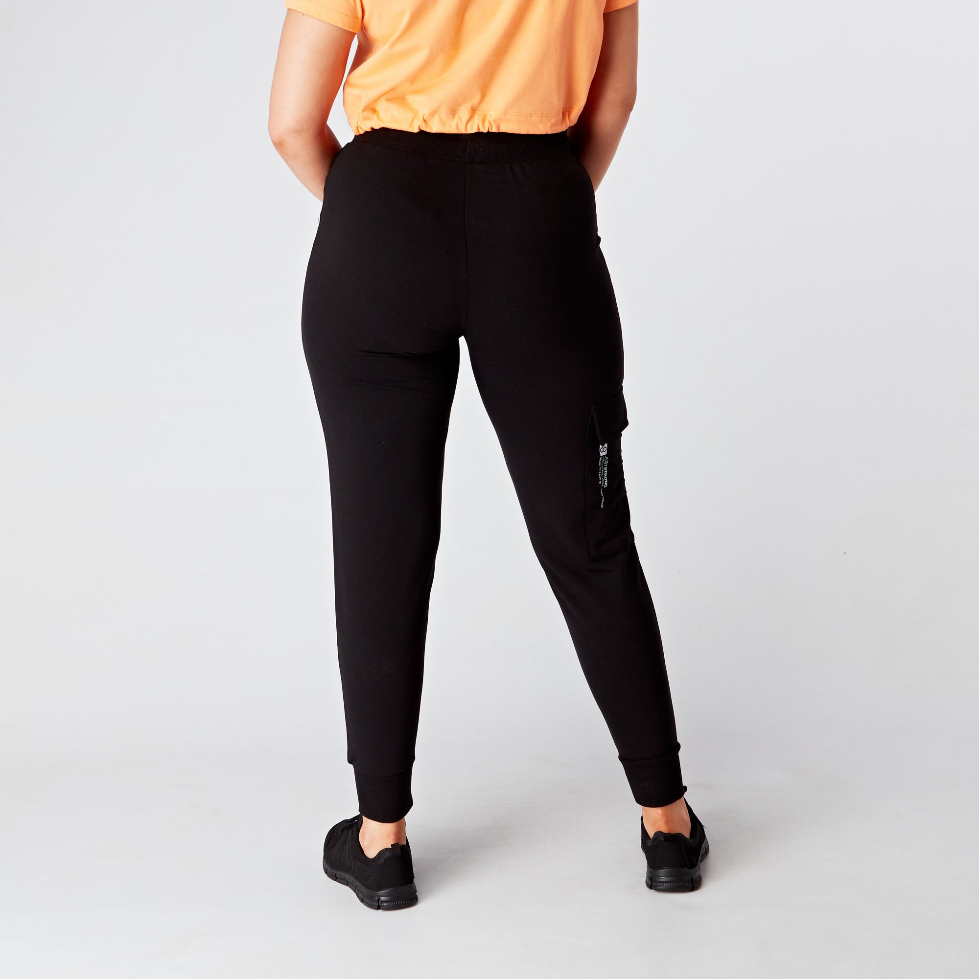 black-cargo-joggers-back