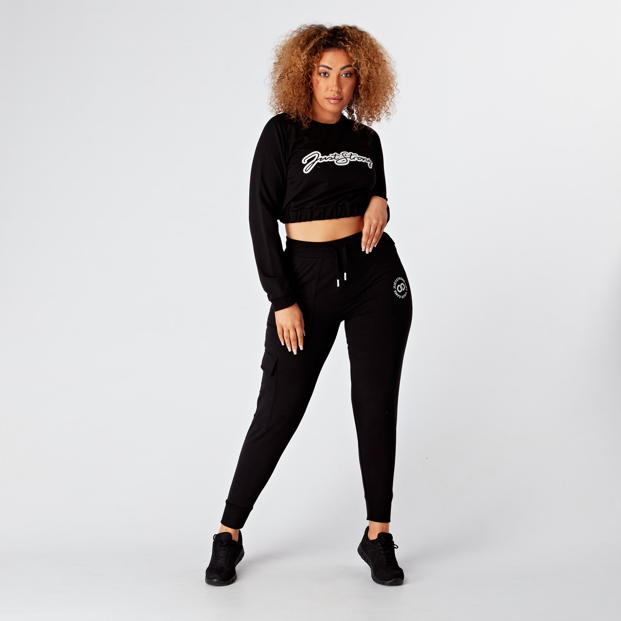 black-crop-crew-sweatshirt-model-full