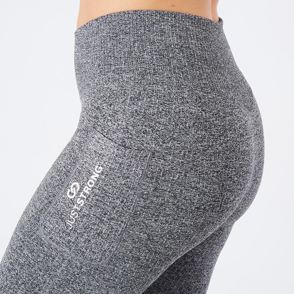 black-melange-ribbed-seamless-leggings-close-up-pocket