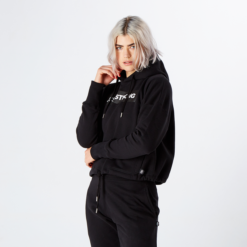 black-relax-cropped-hoodie-lifestyle-4