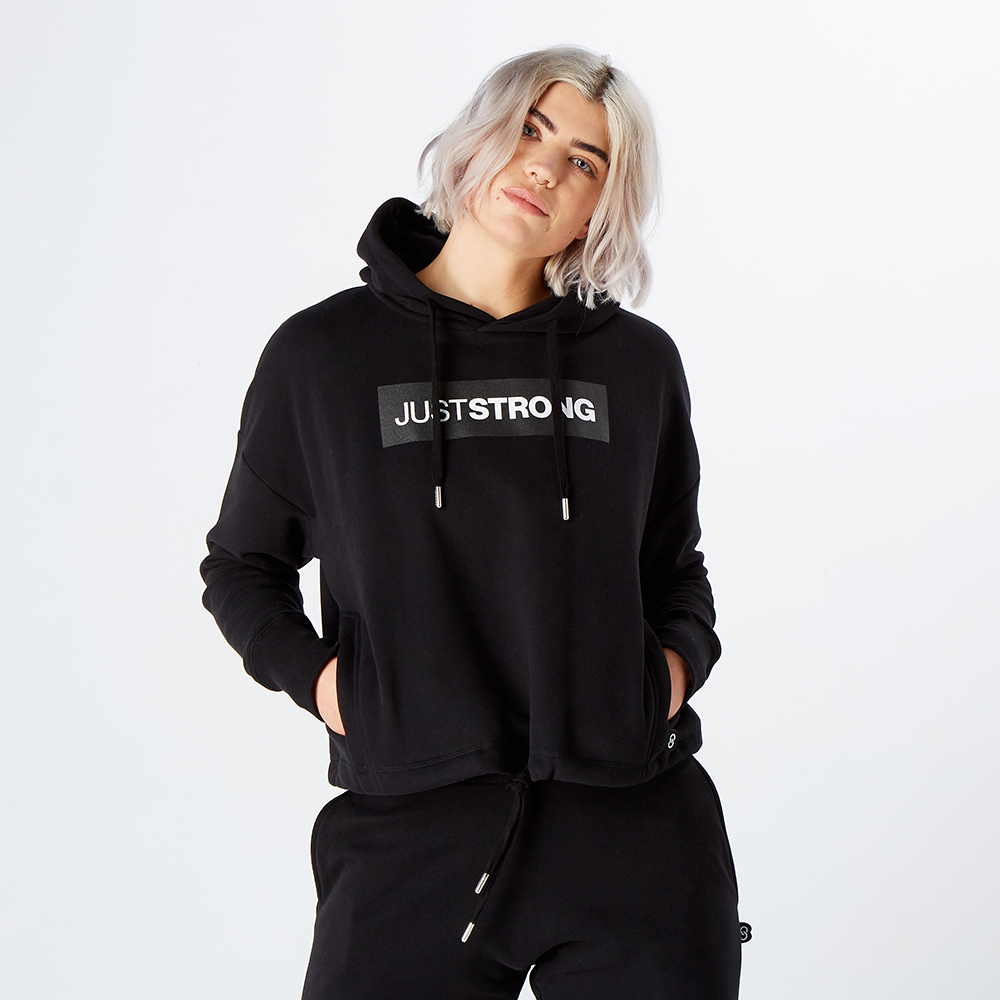 black-relax-cropped-hoodie-lifestyle-6