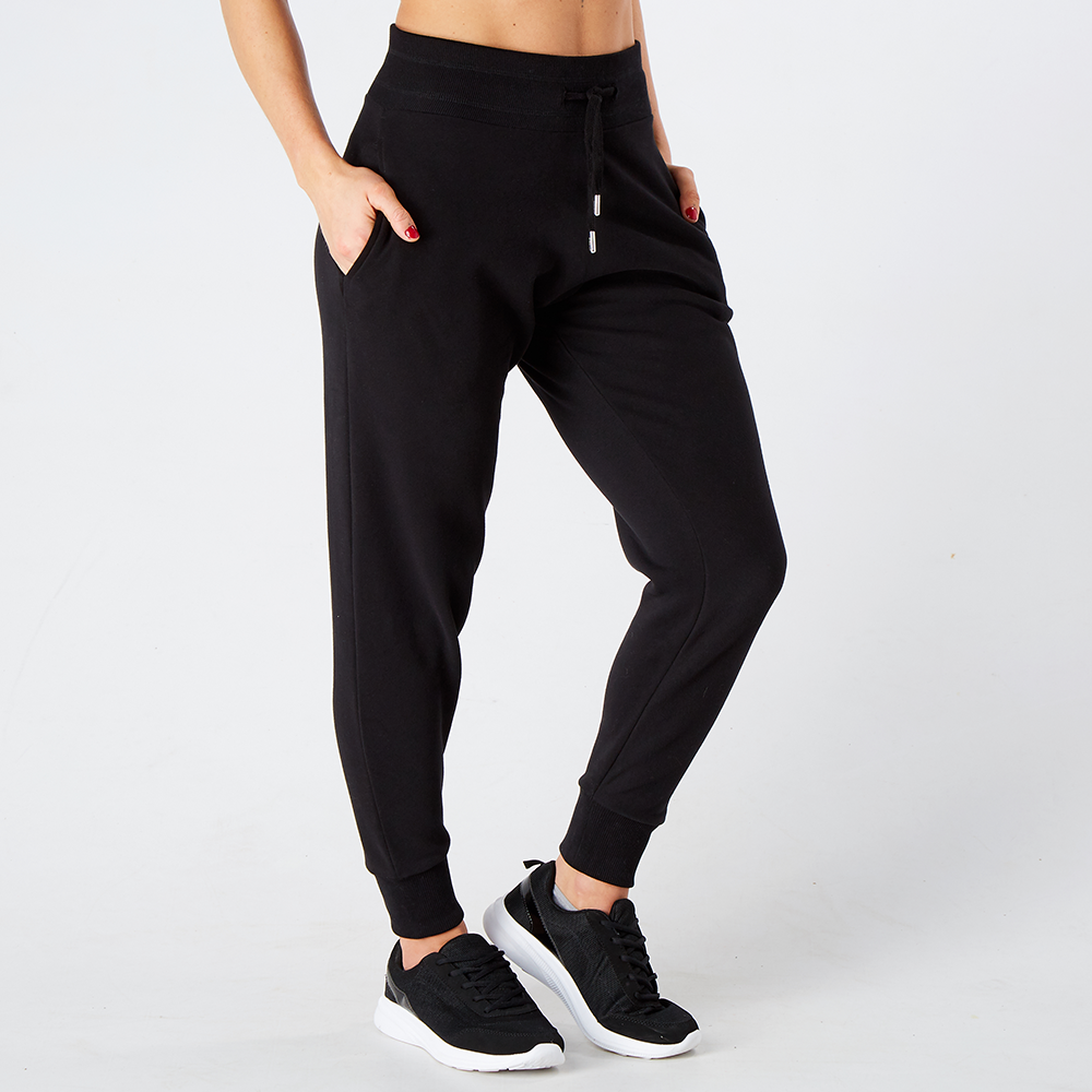 black-relax-joggers