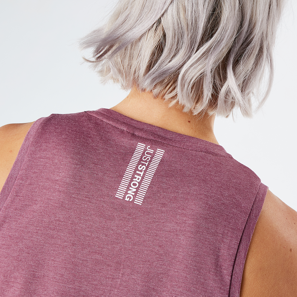 damson-marl-athletic-box-tank-lifestyle-10