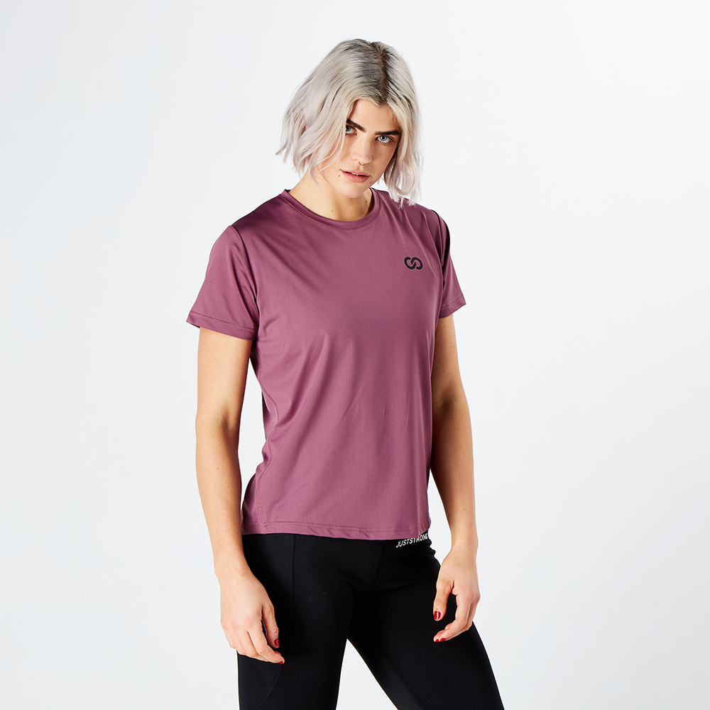 damson-trainingt-t-shirt-lifestyle-5