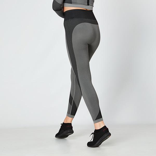 light-grey-black-seamless-panelled-leggings-5