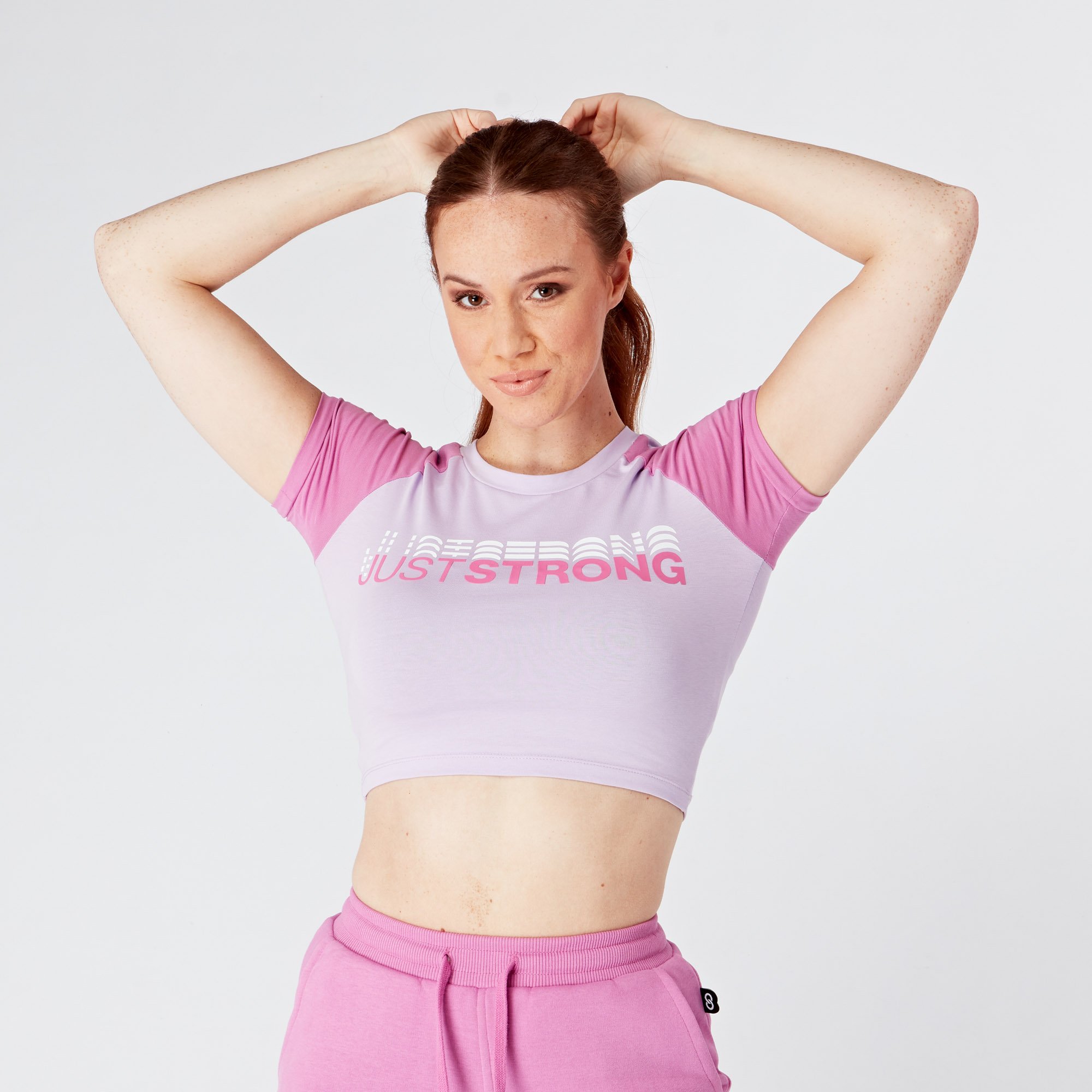 lippy-and-crystal-crop-branded-tee-model