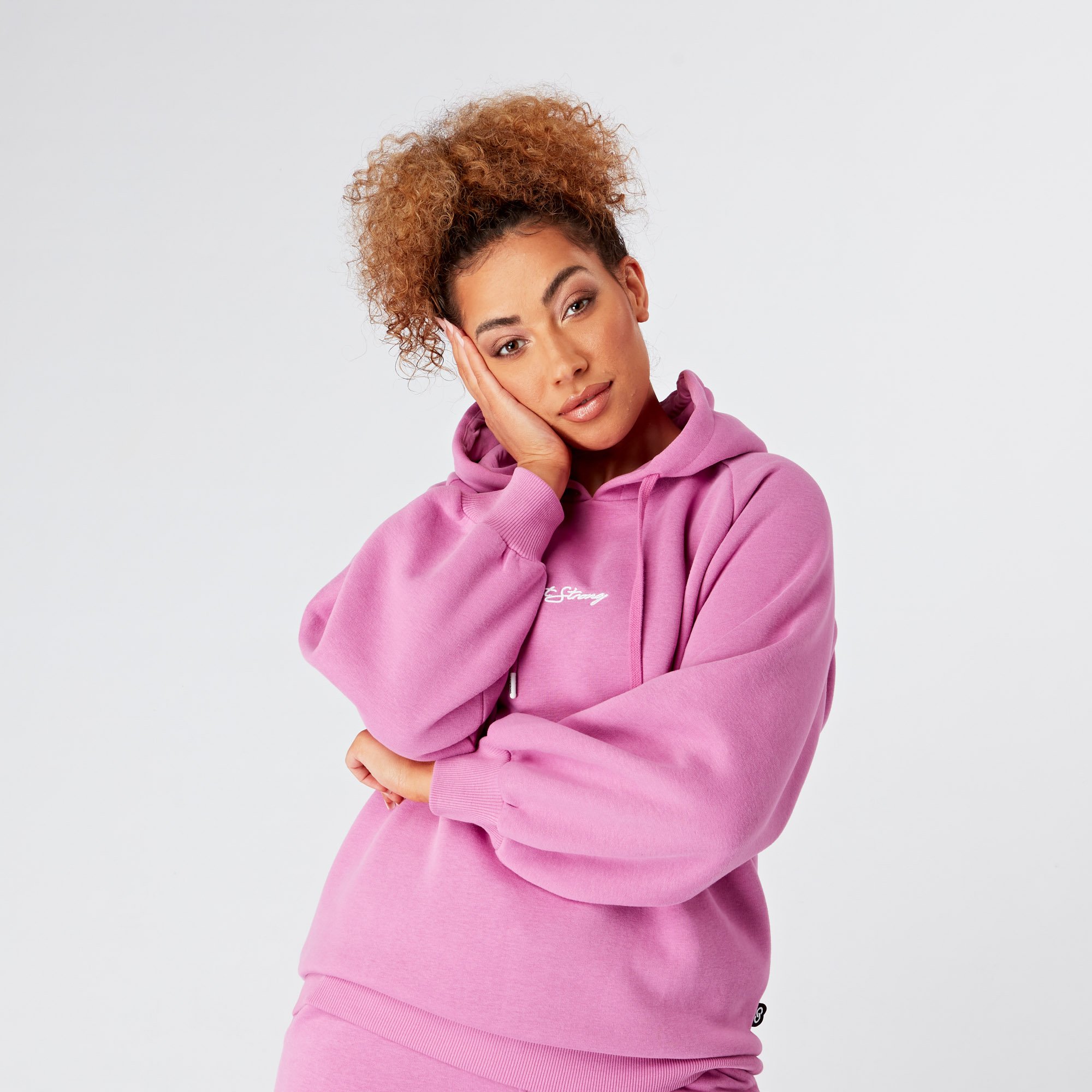 lippy-boyfriend-hoodie-model