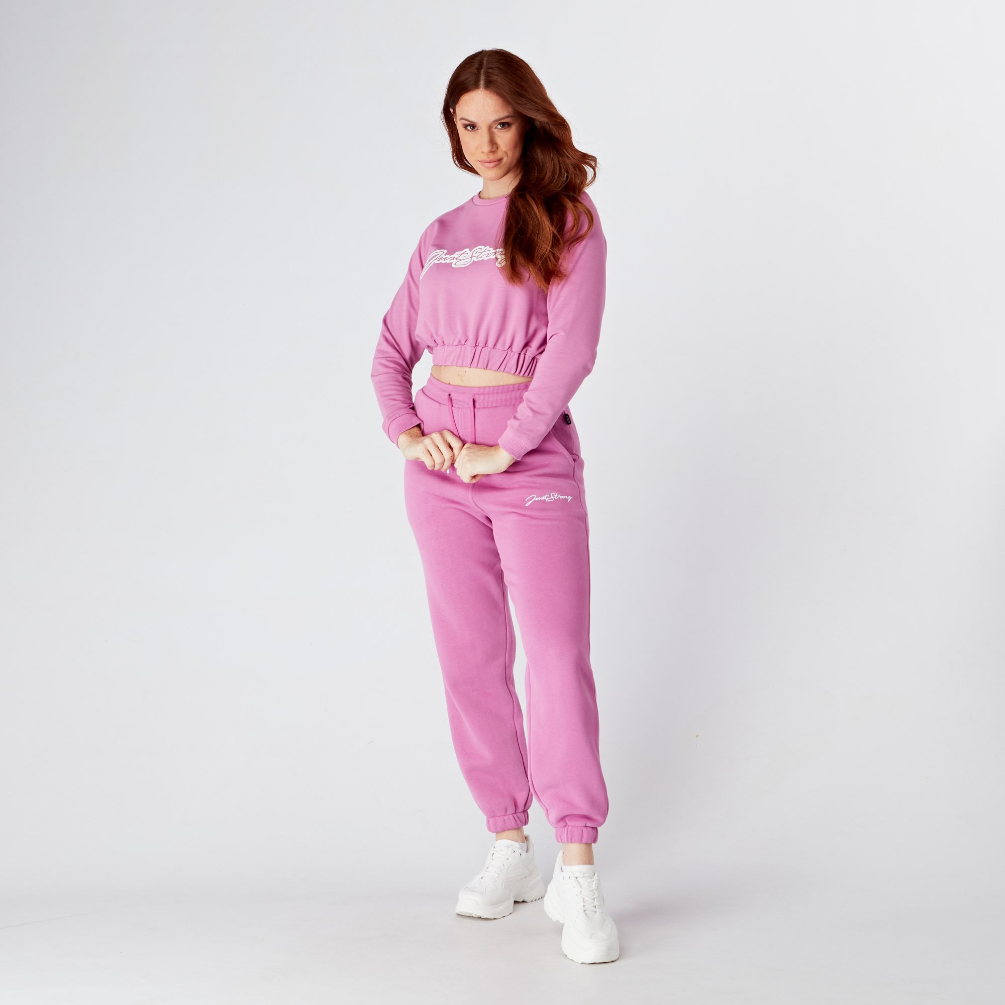 lippy-crop-crew-sweatshirt-full-body-front