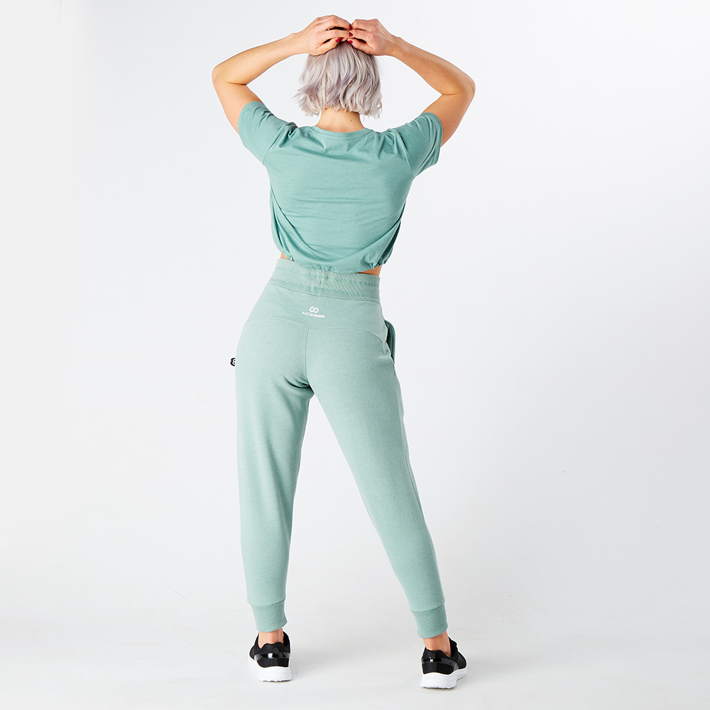 moss-green-marl-cropped-team-graphic-tee-lifestyle-10