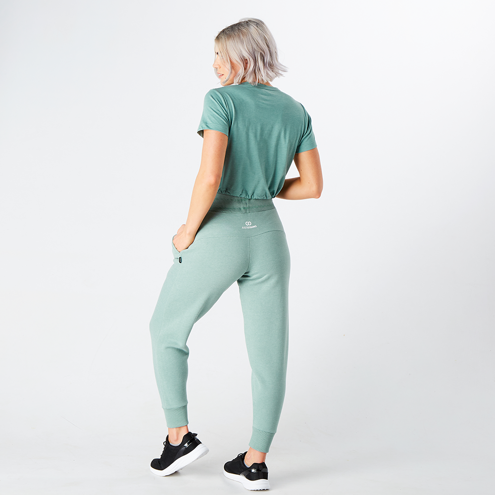 moss-green-marl-cropped-team-graphic-tee-lifestyle-11