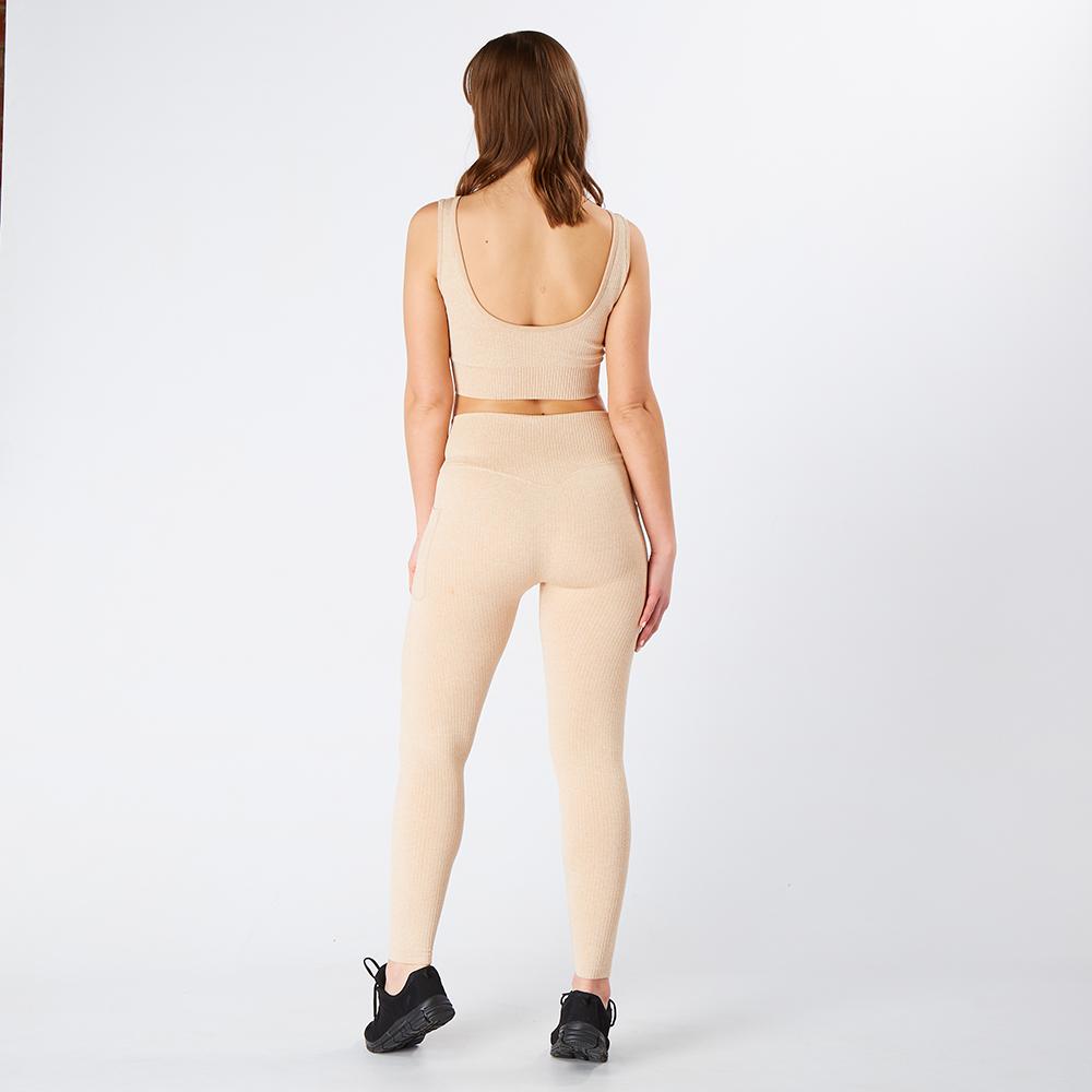 nude-ribbed-seamless-pocket-leggings-model-back