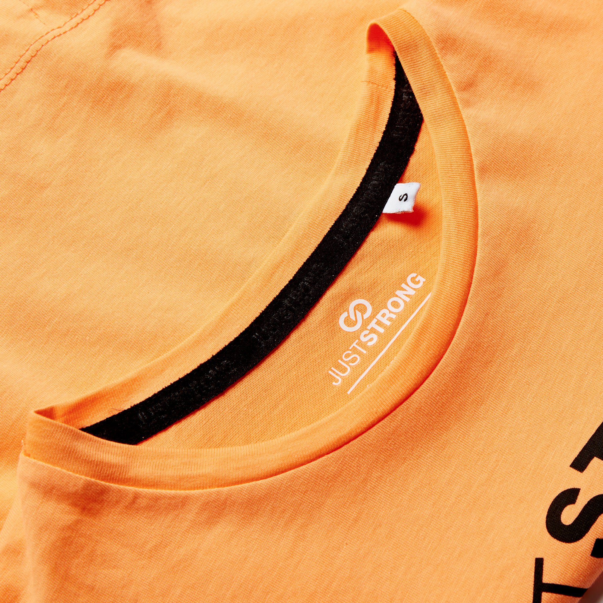 peach-sorbet-cropped-stamp-graphic-tee-detail