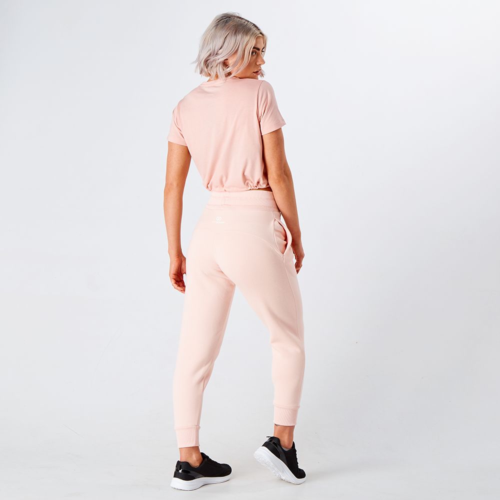 pearl-pink-cropped-team-graphic-tee-lifestyle-8