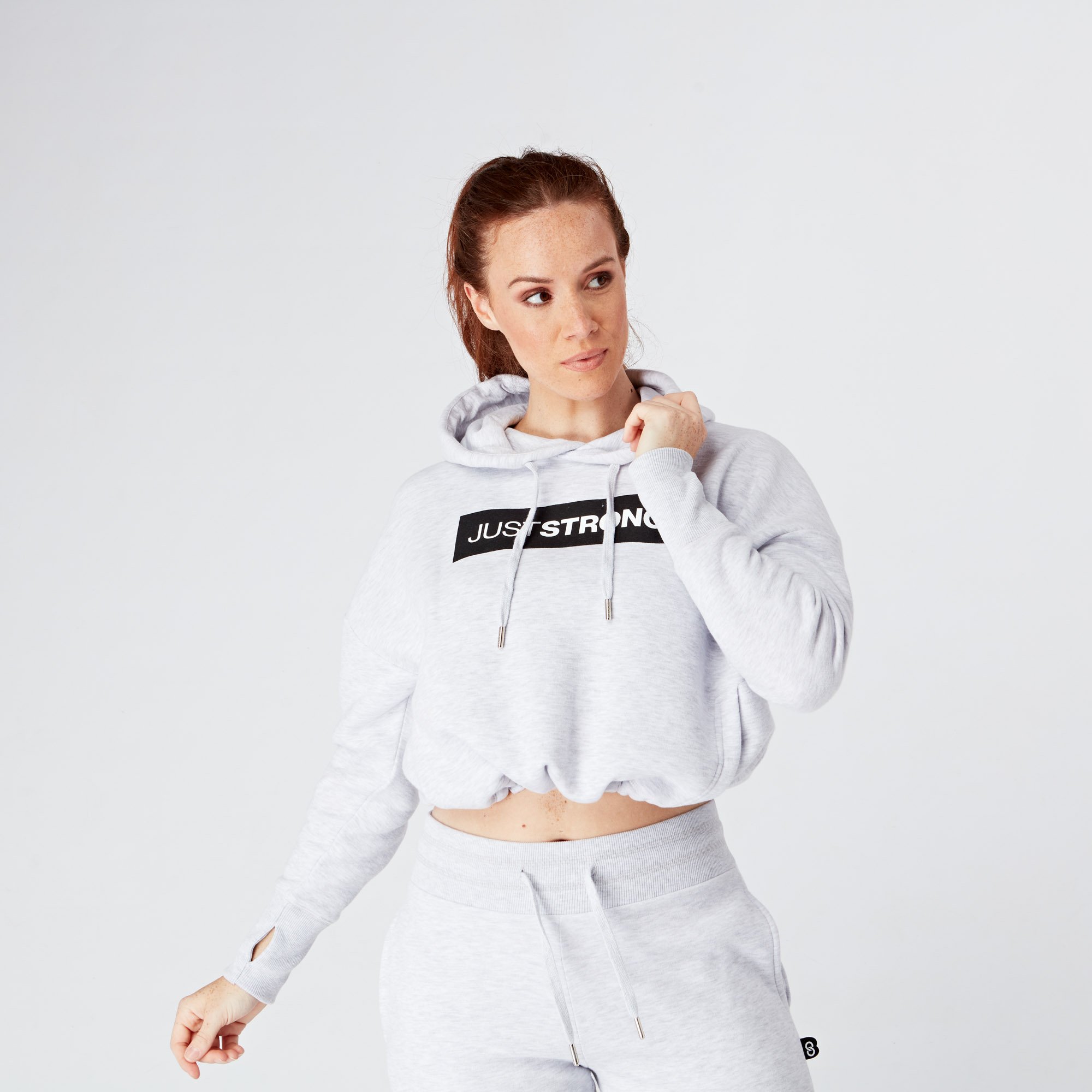 polar-marl-relax-cropped-hoodie-model